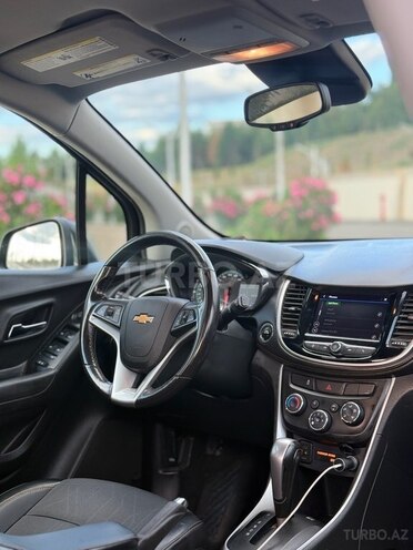 Chevrolet Trax-10