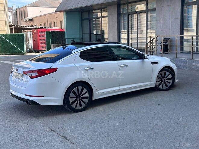 Kia Optima-12