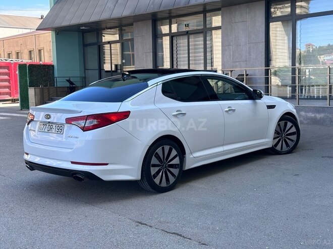 Kia Optima-11