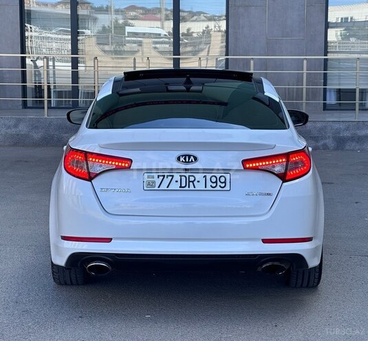 Kia Optima-13