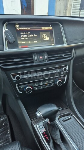 Kia K5-7