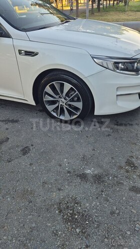 Kia K5-2
