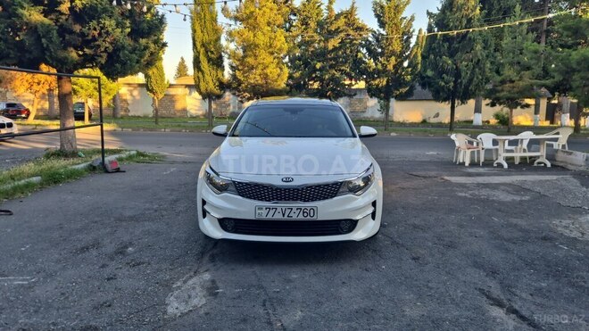 Kia K5-1