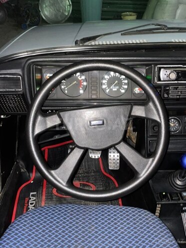 LADA (VAZ) 2107-6