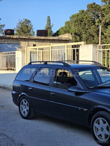 Opel Vectra-6