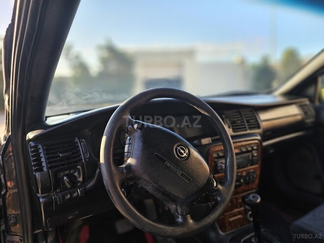 Opel Vectra-7