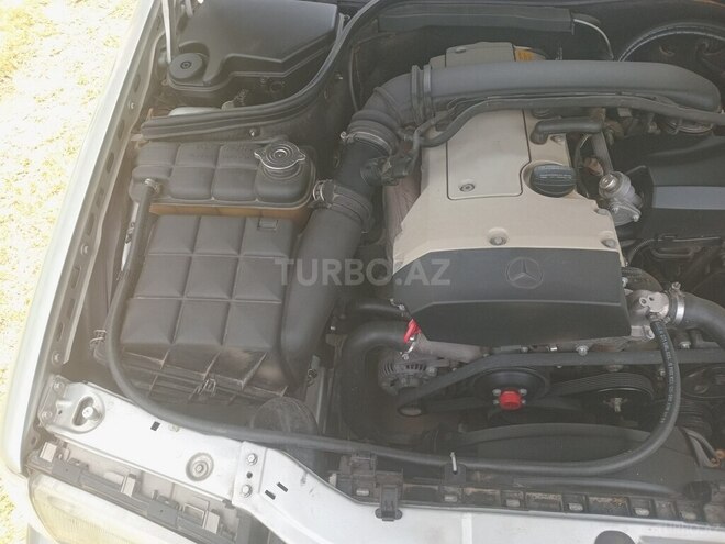 Mercedes C 180-6