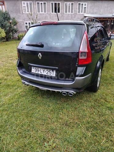 Renault Megane-2