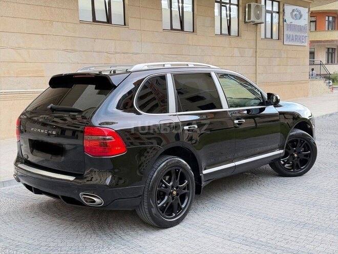 Porsche Cayenne-9