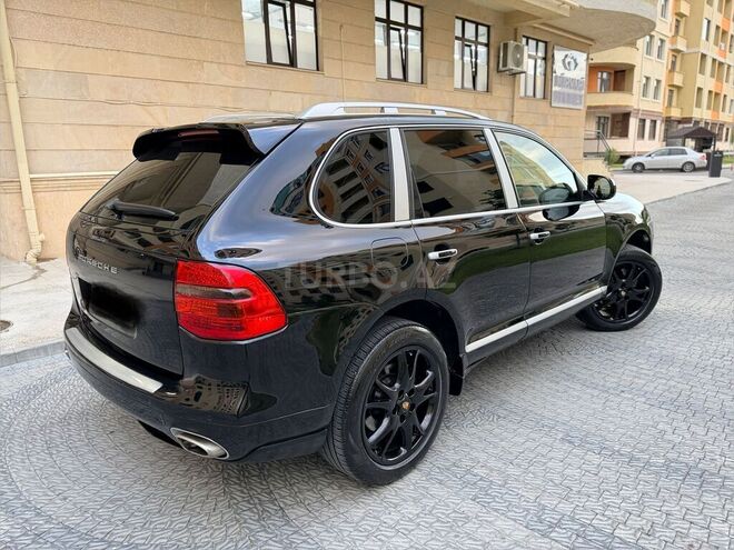 Porsche Cayenne-4