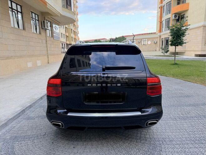 Porsche Cayenne-7