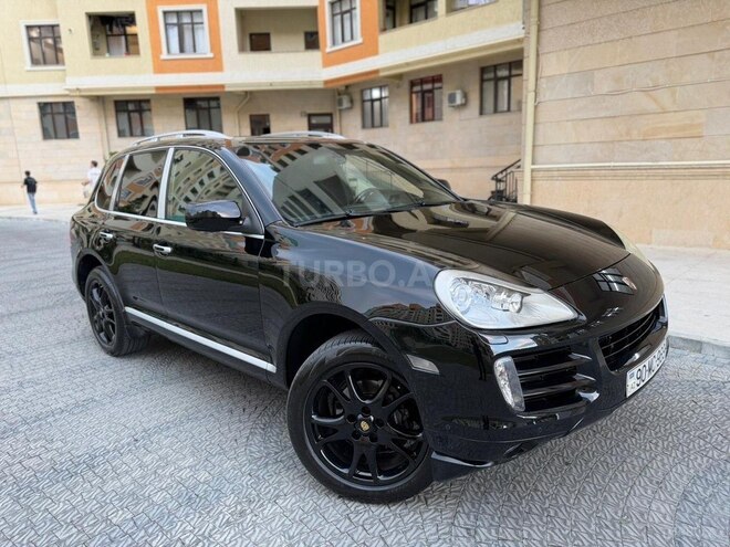 Porsche Cayenne-2