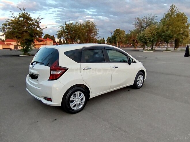 Nissan Note-4