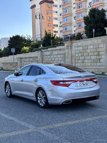 Hyundai Grandeur-8