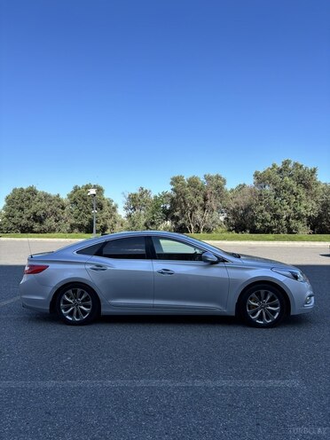 Hyundai Grandeur-5