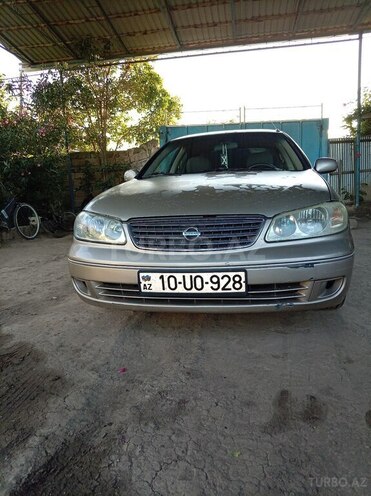 Nissan Sunny-2