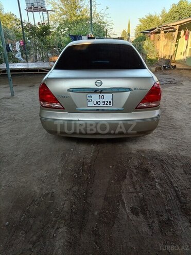 Nissan Sunny-3