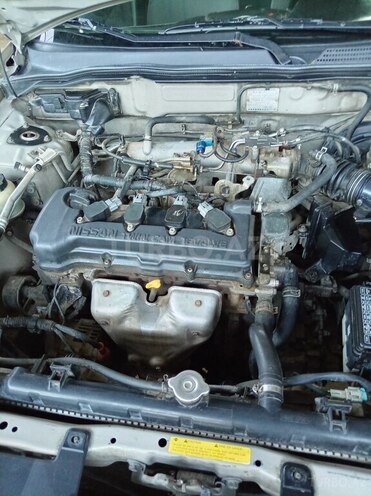 Nissan Sunny-13