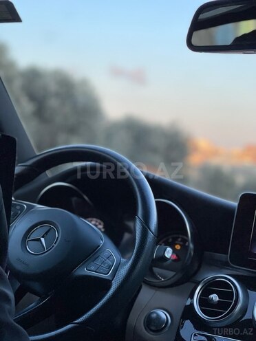 Mercedes C 300 4MATIC-4