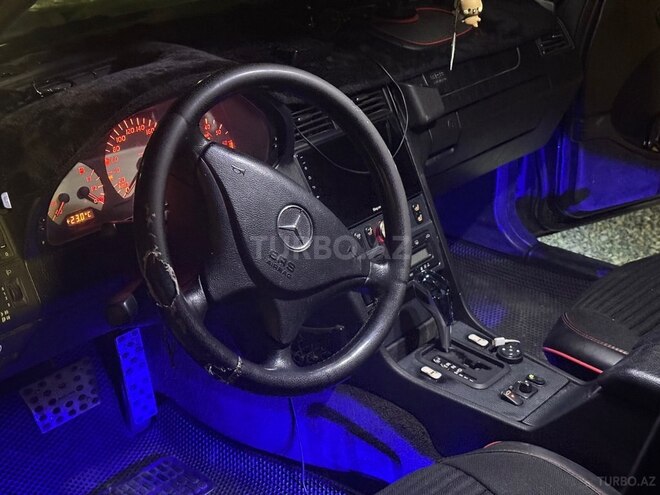 Mercedes C 240-6