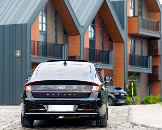 Hyundai Sonata-17