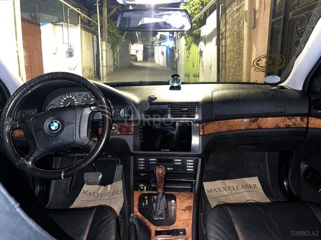BMW 520-6