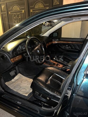 BMW 520-10