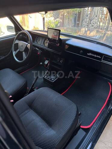 LADA (VAZ) 2107-8
