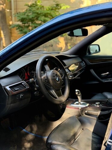 BMW 530-9