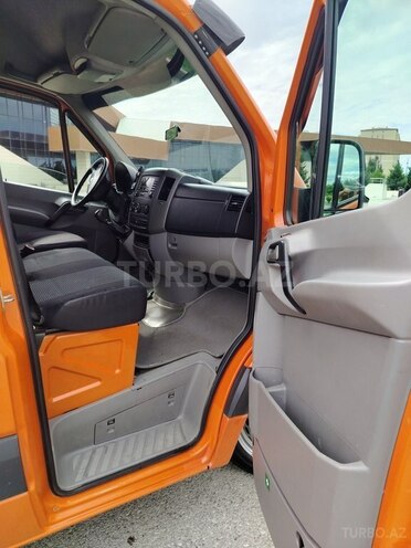 Mercedes Sprinter 208-8