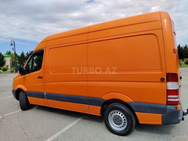 Mercedes Sprinter 208-11
