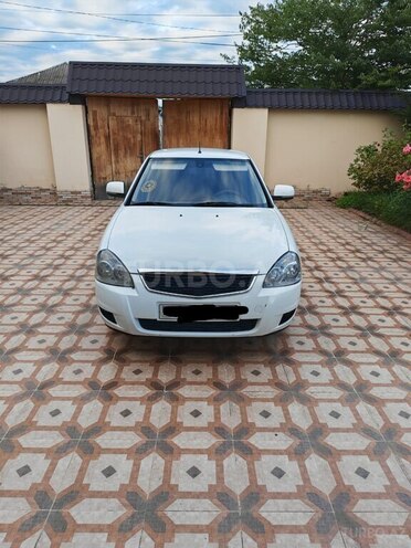 LADA (VAZ) Priora-1