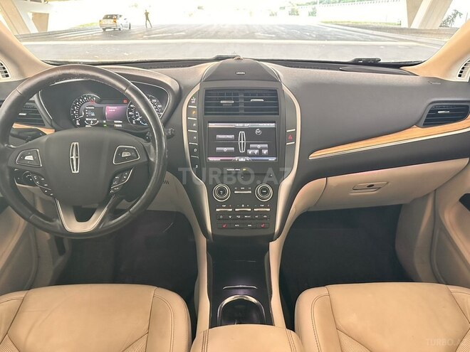 Lincoln MKC-11
