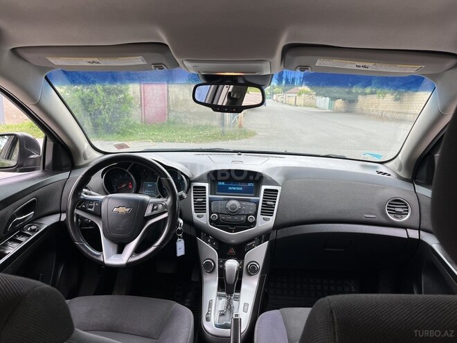 Chevrolet Cruze-8