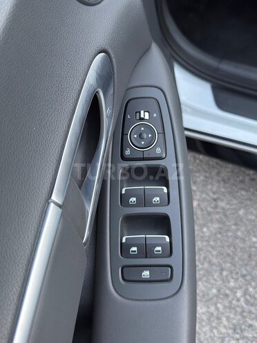 Hyundai Sonata-13