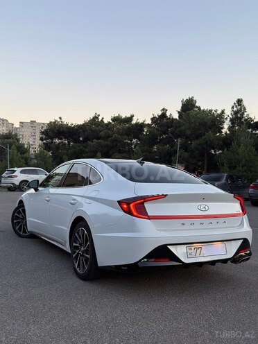 Hyundai Sonata-6