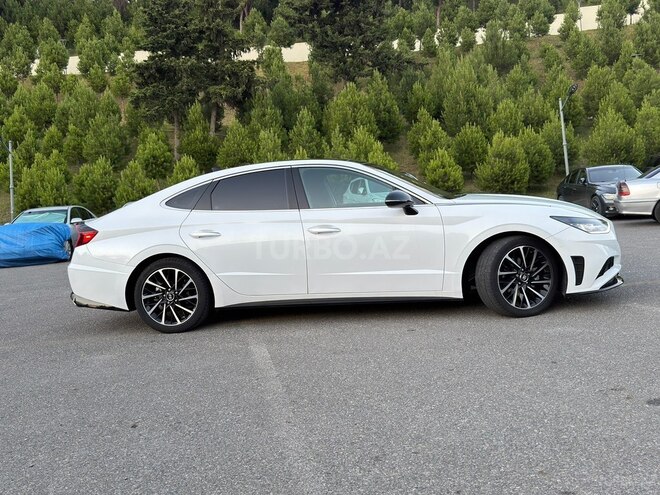 Hyundai Sonata-9