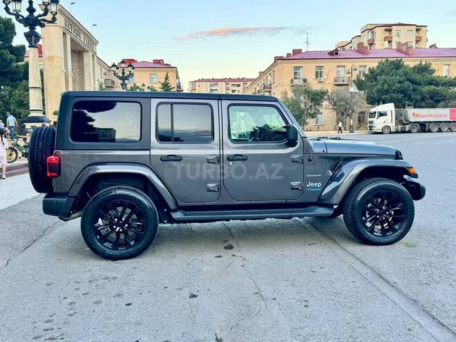 Jeep Wrangler-5