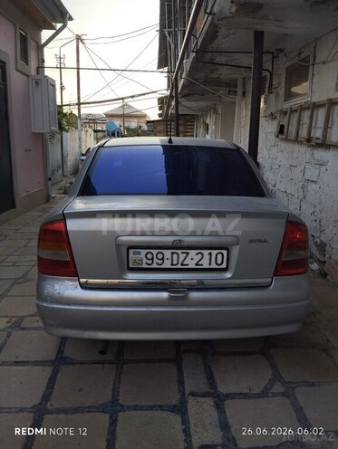 Opel Astra-2