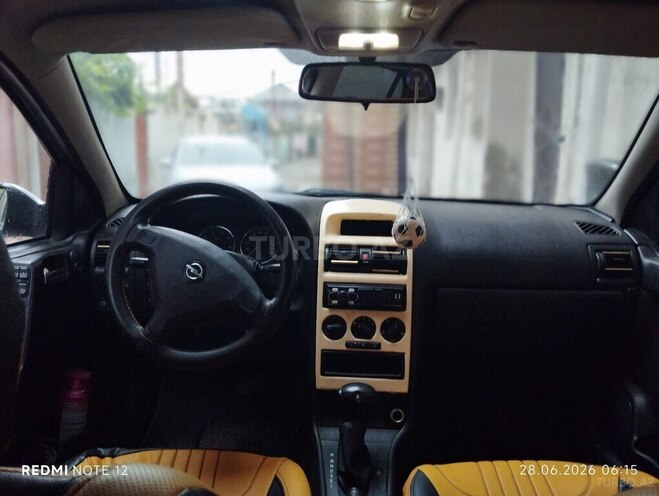 Opel Astra-10