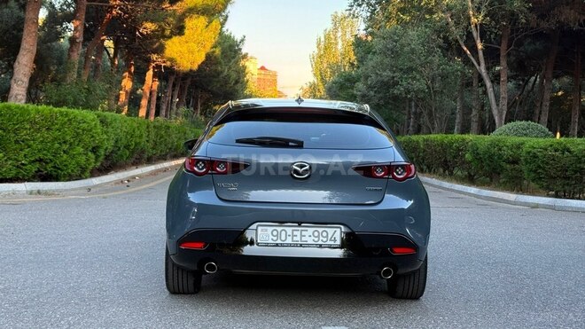 Mazda 3-7