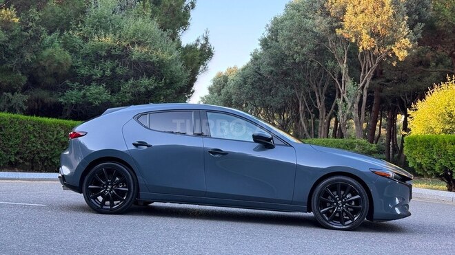 Mazda 3-4
