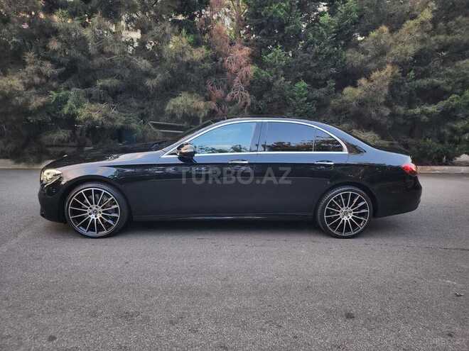 Mercedes E 300 e 4MATIC-3