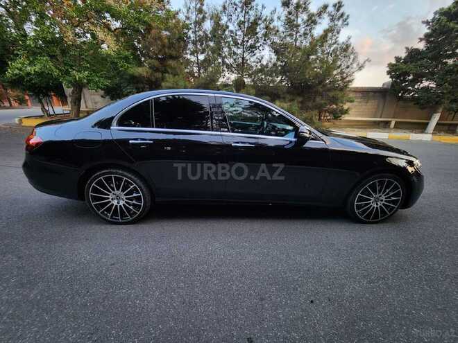 Mercedes E 300 e 4MATIC-5
