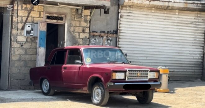 LADA (VAZ) 2107-1