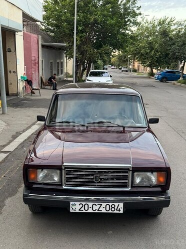 LADA (VAZ) 2107-1