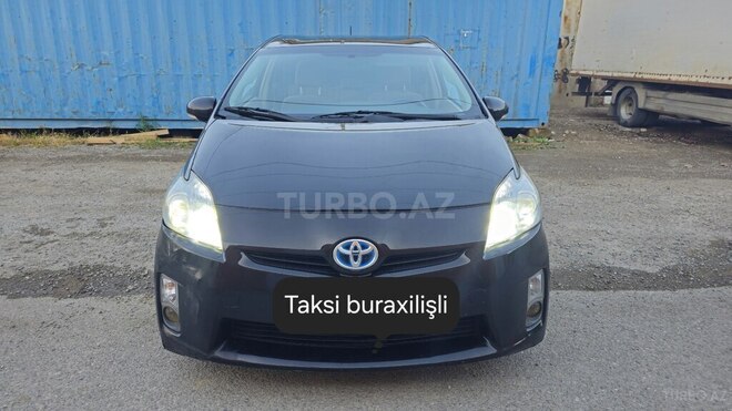 Toyota Prius-1