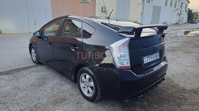 Toyota Prius-6
