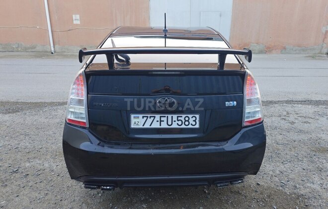 Toyota Prius-5