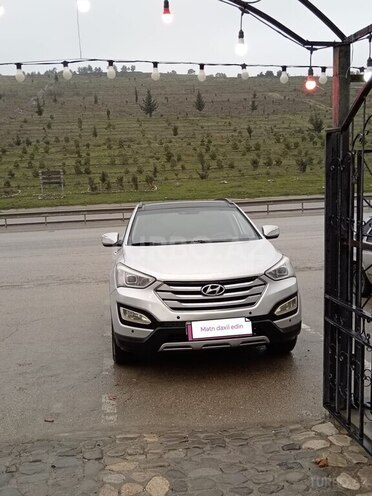 Hyundai Santa Fe-1